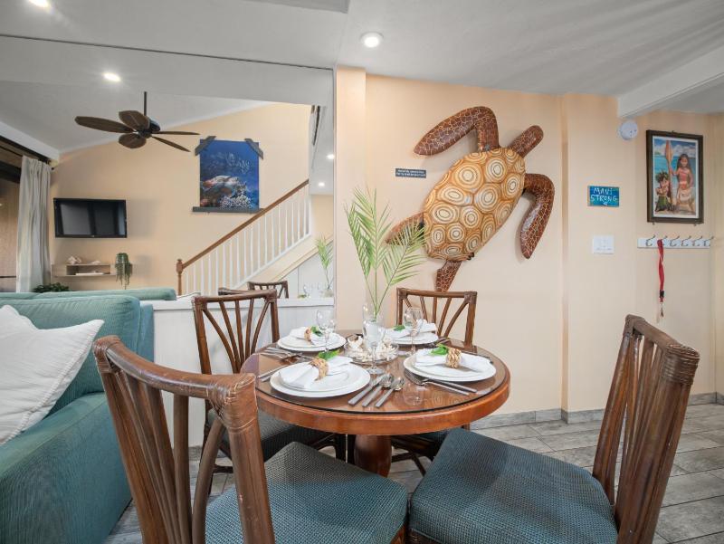 Top floor corner unit across from the ocean at Kahana Villas West Maui - image 43