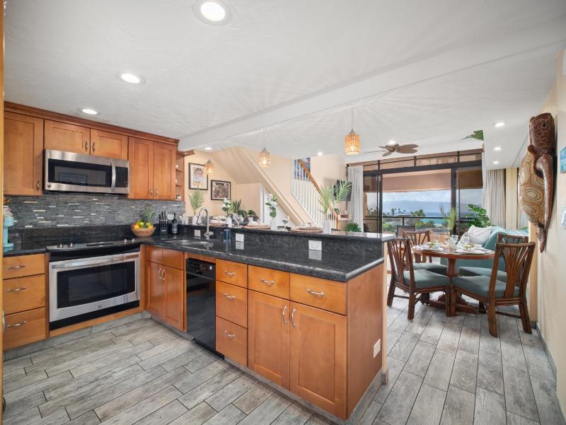 Top floor corner unit across from the ocean at Kahana Villas West Maui - image 33