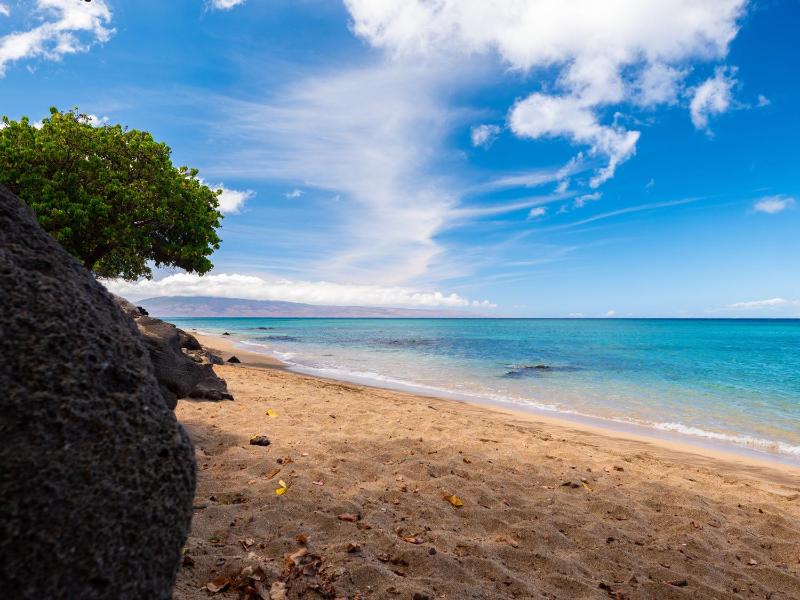 Top floor corner unit across from the ocean at Kahana Villas West Maui - image 14
