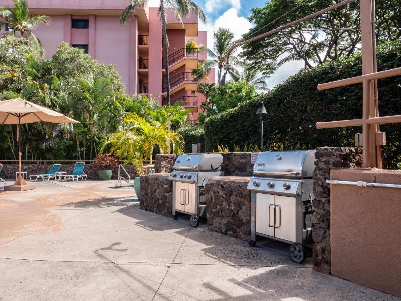 Top floor corner unit across from the ocean at Kahana Villas West Maui - image 5