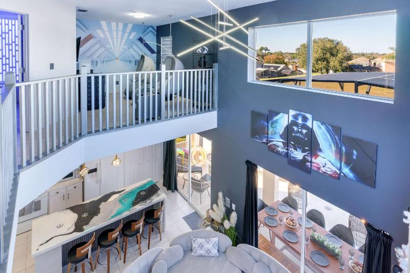 New Modern STAR WARS Villa Only 3 Miles 2 Disney w VR's - image 48