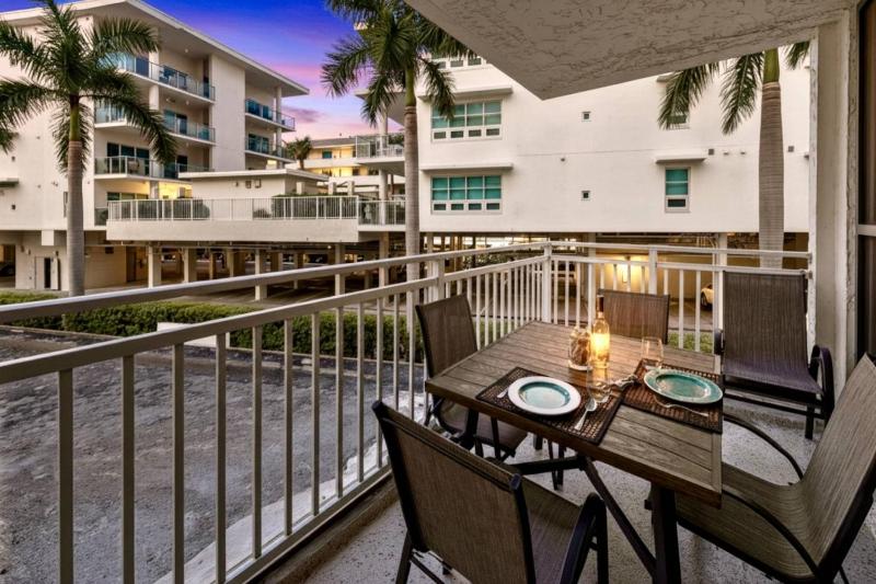 House of The Sun Siesta Key Crescent Beach - image 29