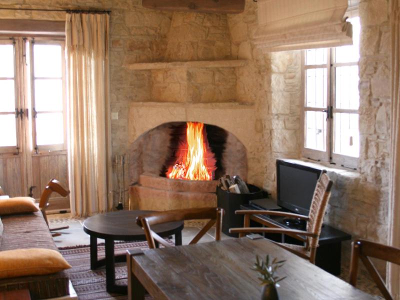 One-Bedroom Cottage with Fireplace (Sterna) image 4