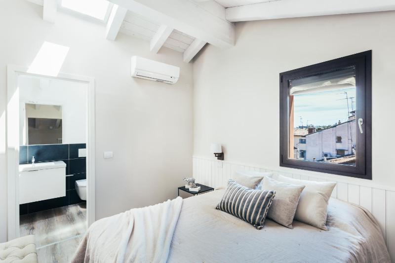 Two-Bedroom Apartment image 3