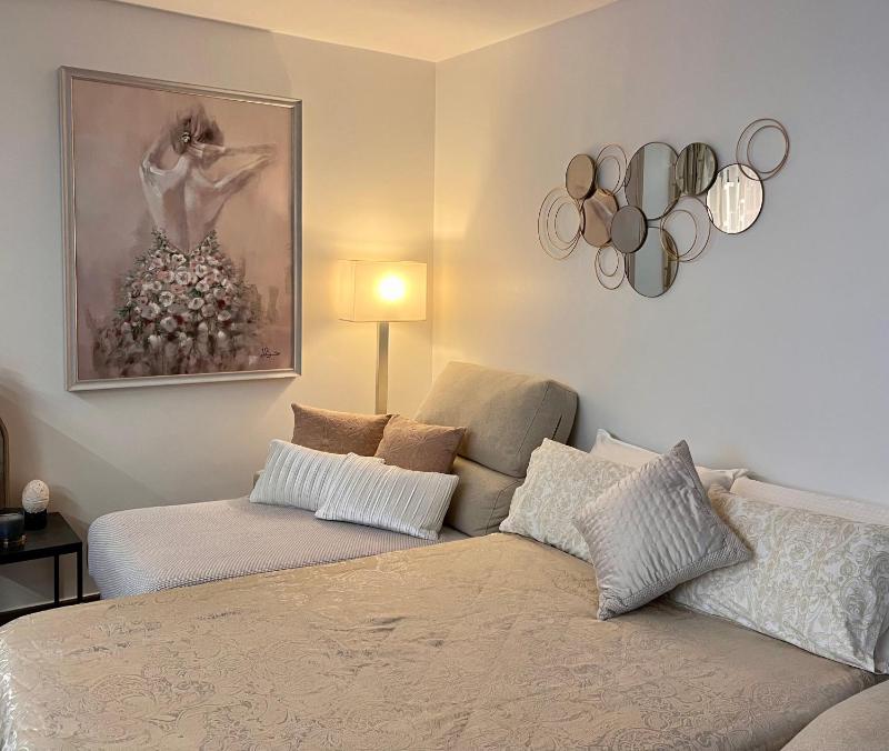 Loft Dalia Las Canteras Beach free parking&wifi - image 25
