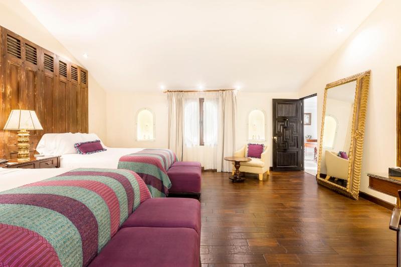 Pensativo House Hotel - image 15