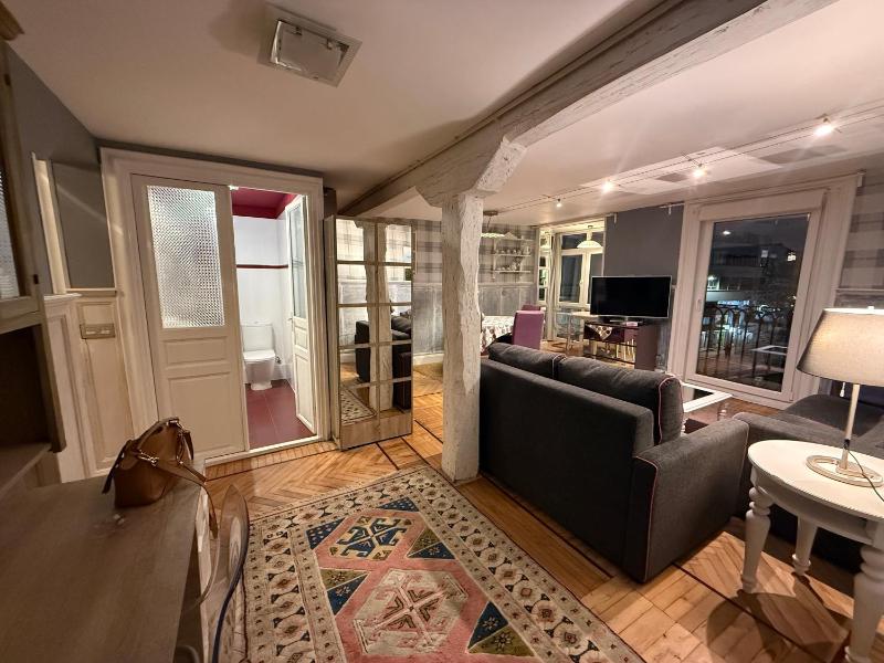 Apartamento en el centro de Santander en la plaza Juan Carlos I - image 13