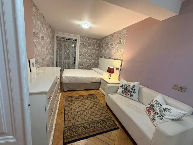 Apartamento en el centro de Santander en la plaza Juan Carlos I - image 16