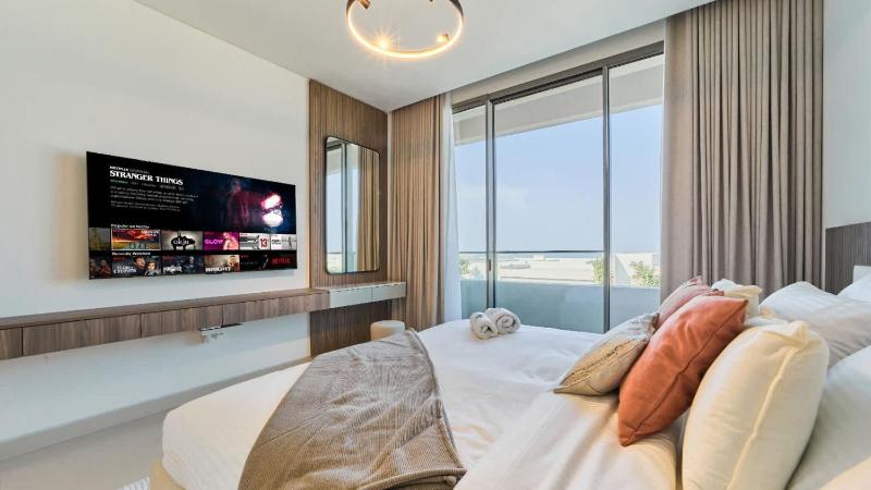 Relaxing Sea View 1 Bedroom Apartment Al Zorah - image 4