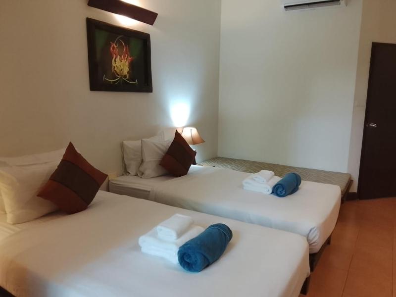 The Hive Hotel - image 3