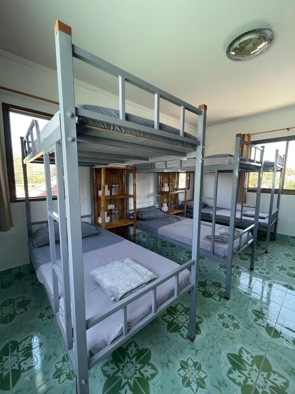 Lanta Corsica Hostel - image 20