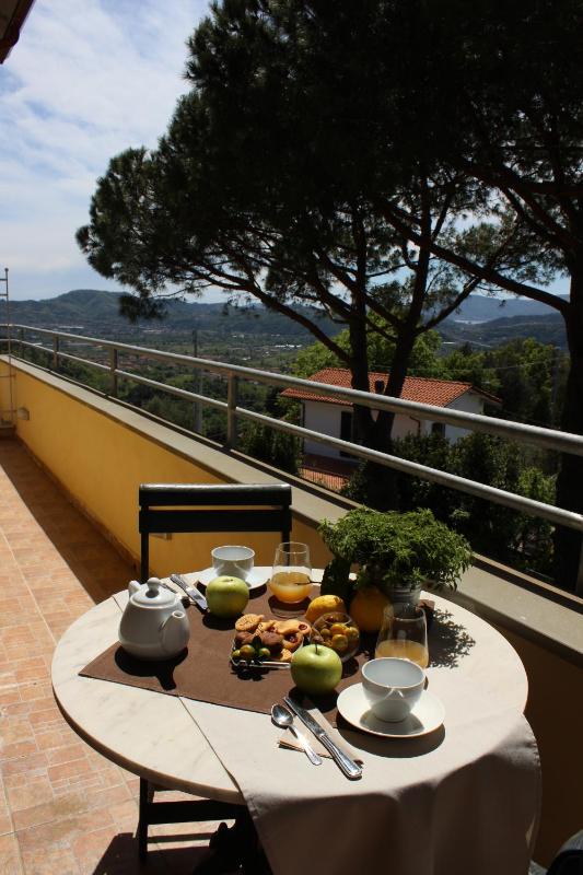 Double or Twin Room with Balcony image 4