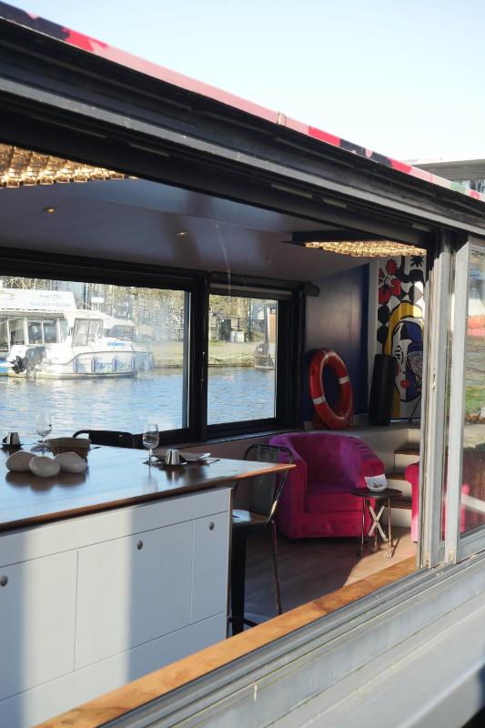 Péniche ! Amours Le Dô Karina Bisch 2019 - image 1