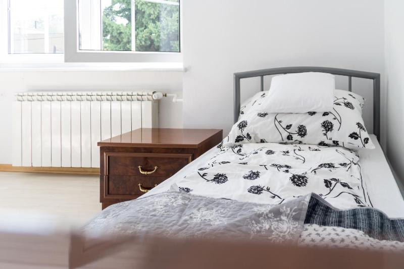 Standard Triple Room image 4