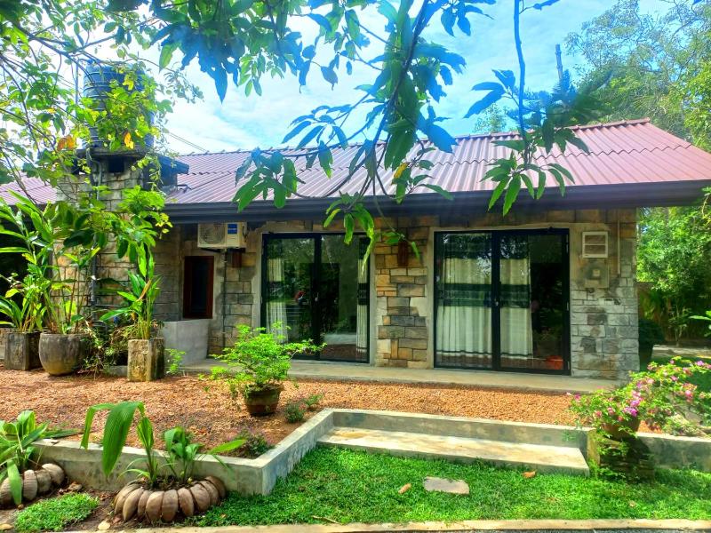 Madura Villa - image 19