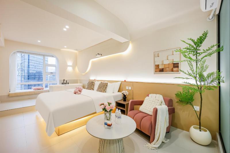 Baihong Sky View Studio with Deep Soak Tub - Jiefangbei Center - image 43