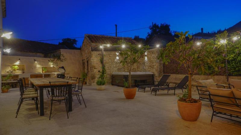 Villa Trojanovic by Villas Guide - image 5