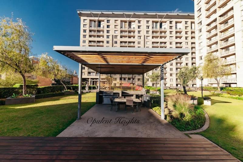 Opulent Heights Westpoint III - image 4