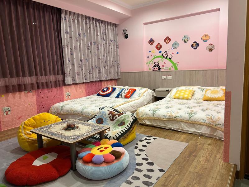 Blue Star House - image 5