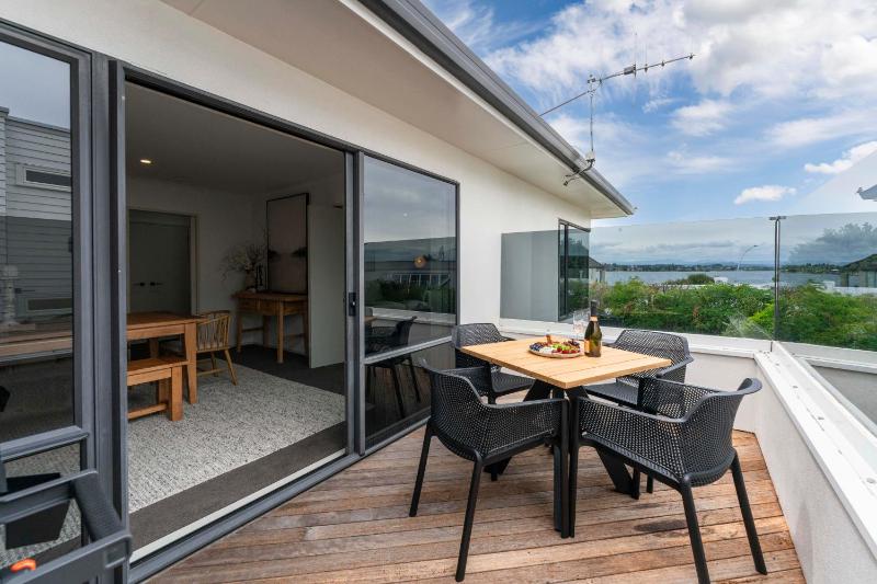 Pataka Lookout - Taupo - image 21