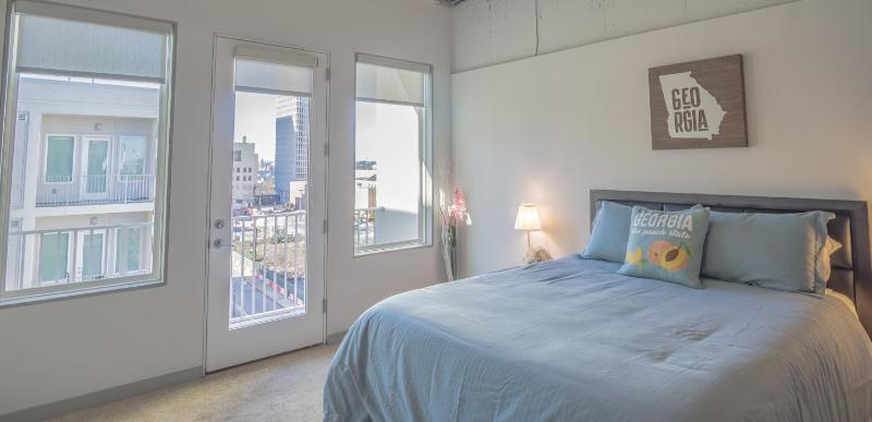 Midtown 1BR Fully Furnished Apartment - Great Location! apts - image 6