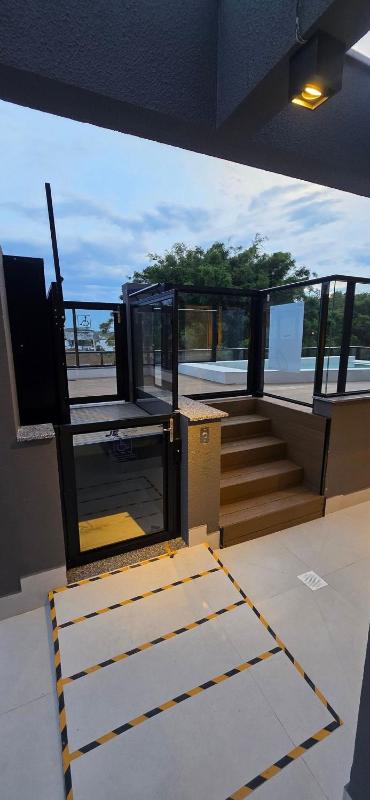 L14 Premium Stay with Rooftop Pool 14 - image 5