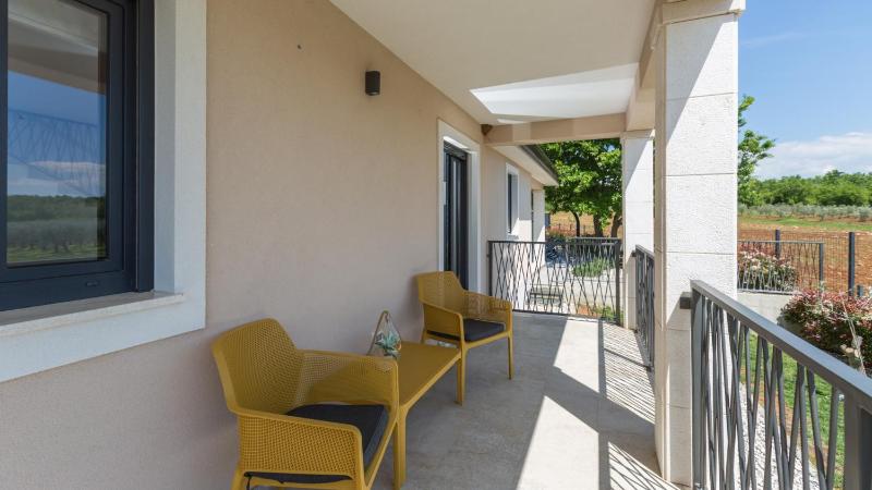 Beautiful villa Stefany with pool in Porec - image 8
