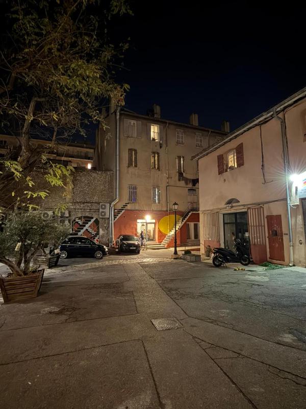 Vertigo Hostel - image 12