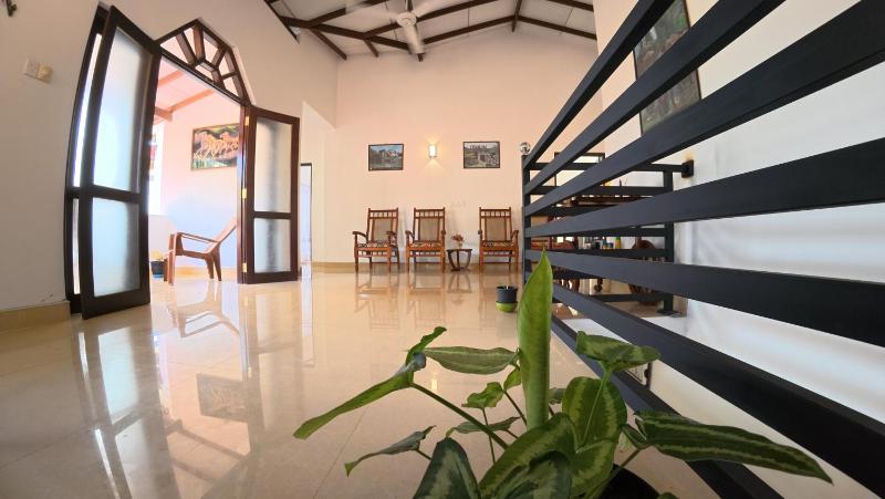 Rukmila Guest House - image 11