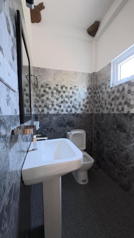 Rukmila Guest House - image 8