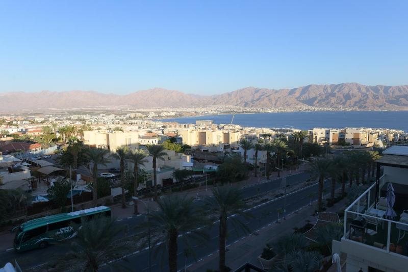 Kohav Sea View Penthouse - image 16