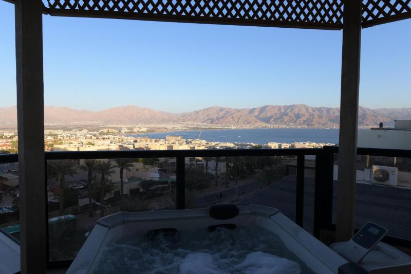 Kohav Sea View Penthouse - image 14