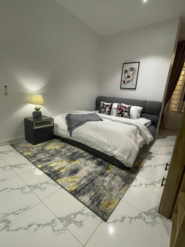 Crystal Comfy apartment - image 10