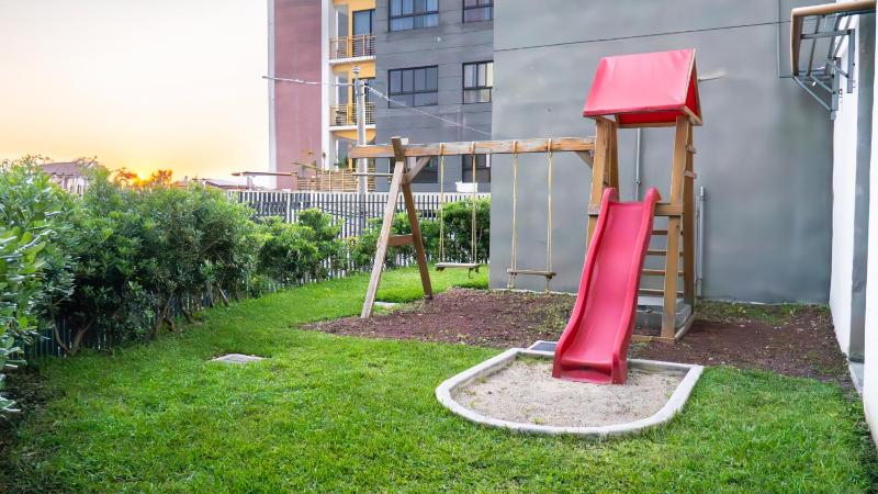 Brisa Serena Apartamento con parqueo y gran terraza en La Escalón - image 7