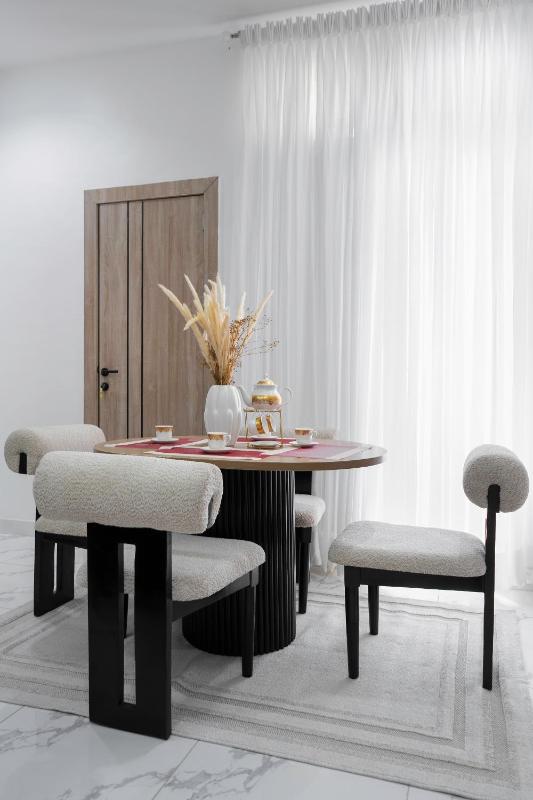 Exquisite 2-Bedroom Baystone Apartment Lekki - image 2