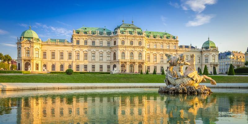 Prestige Vienna Apartment - image 15