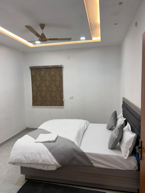 Girraj stay inn - image 3