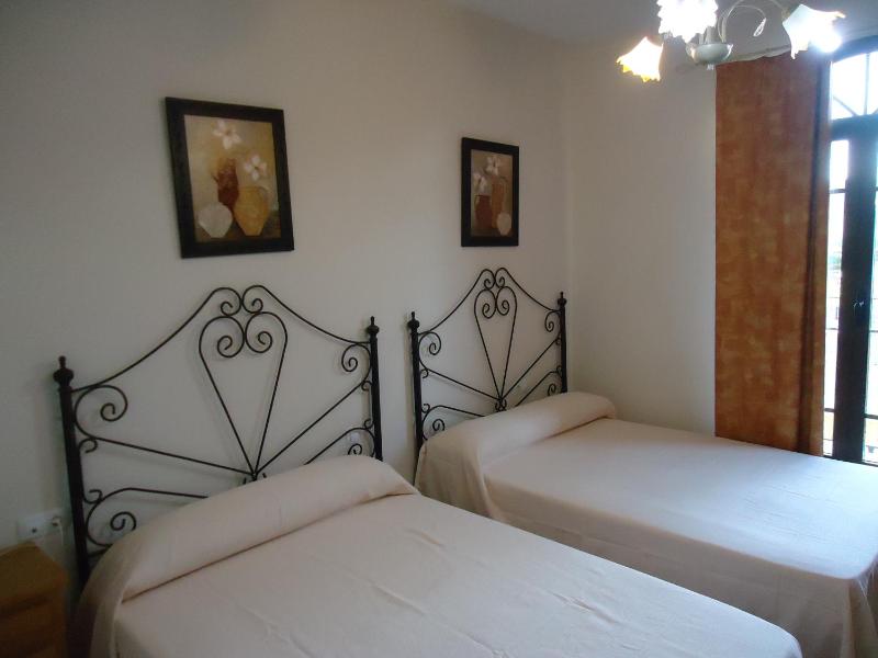 Triple Room image 4
