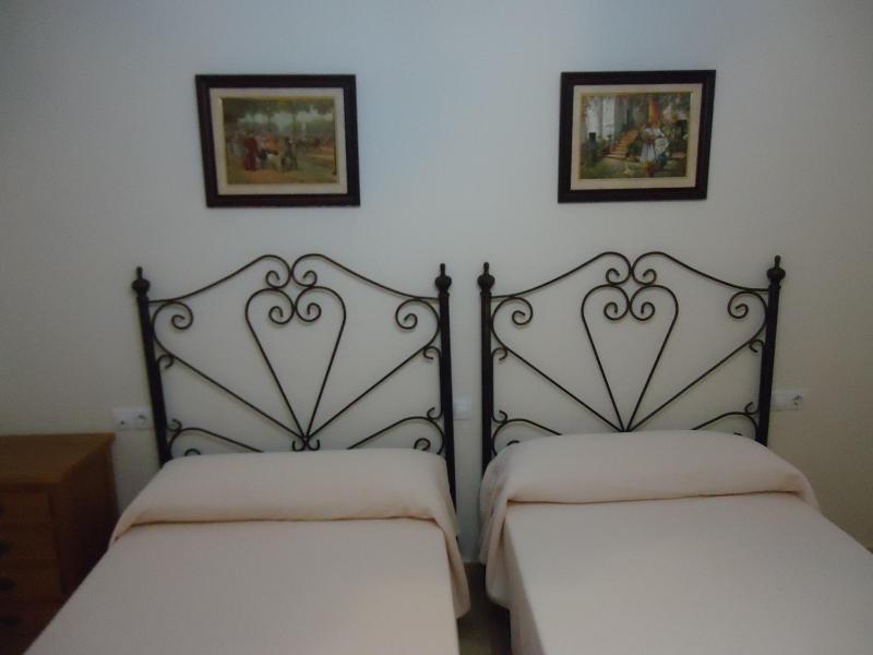 Double or Twin Room image 2