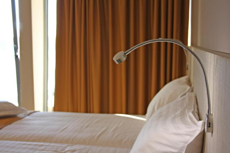 Deluxe Double Room with Balcony image 2