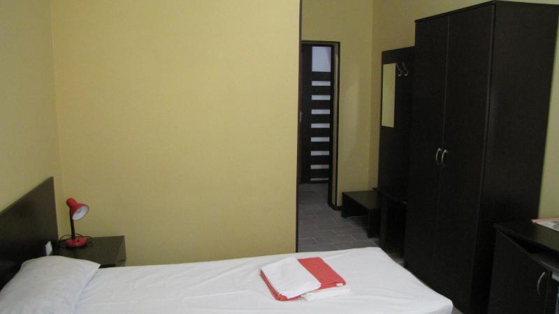 Economy Double or Twin Room image 2