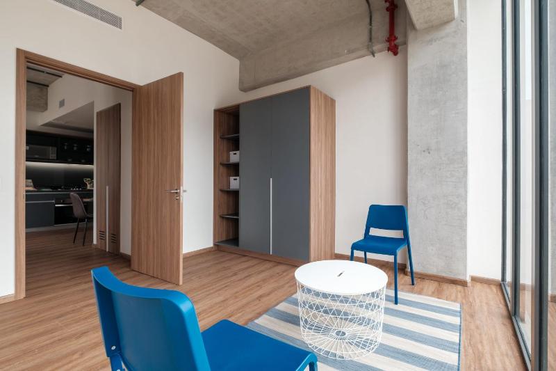 INES 0812 - image 10