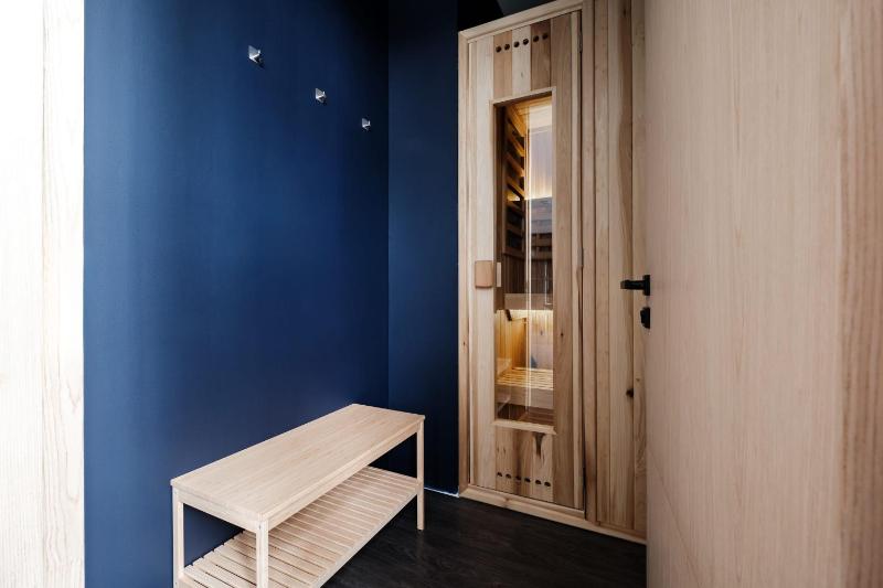 INES 0812 - image 49