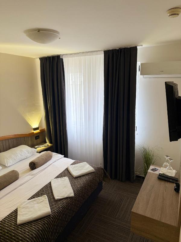 Hotel Previla - image 8