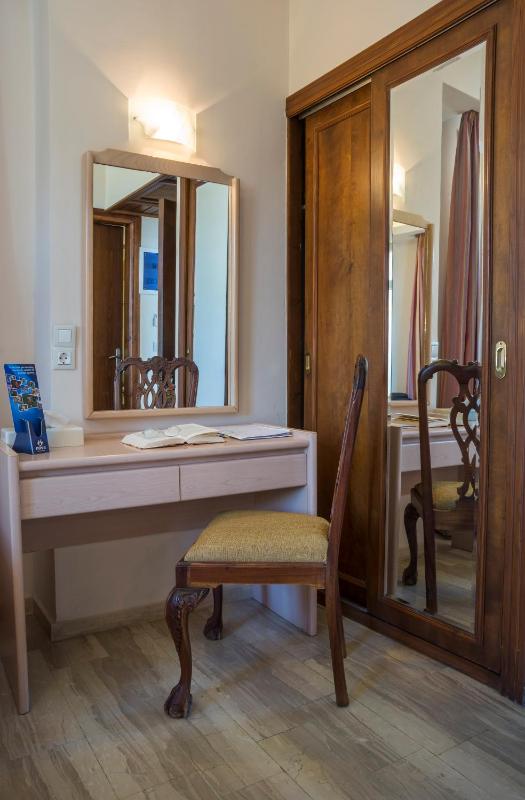 Superior Double or Twin Room image 3