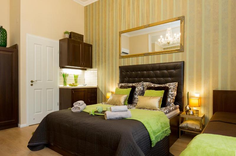 Superior Studio image 4