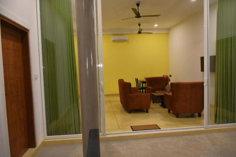 Oasi House - image 19