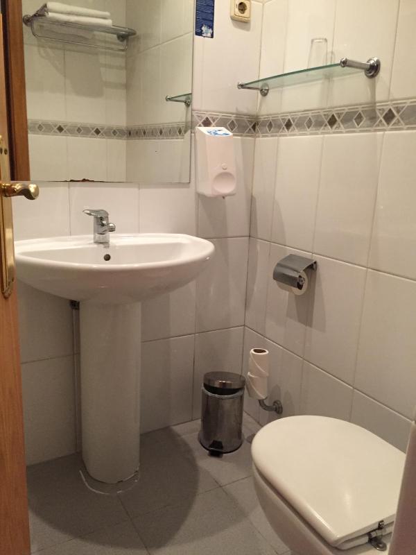 Triple Room image 2