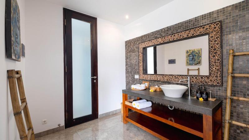 Villa Anjali Blue by Villa Finder - image 2