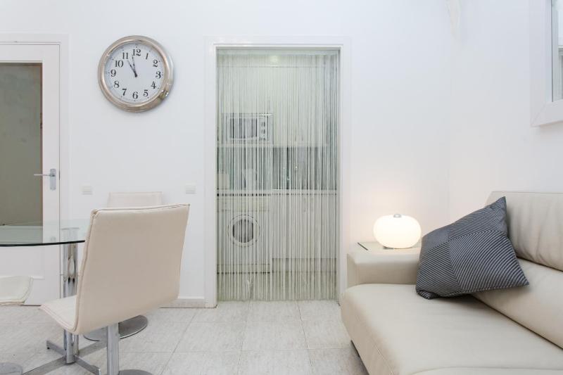 Le Blanc Apart - image 5